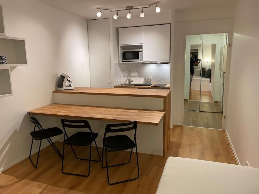 Studio Meuble Apartment Amiens Exterior photo